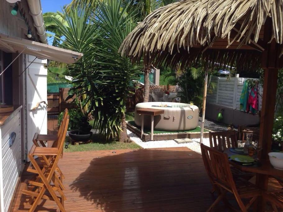 Charmant Bungalow Un P'Tit Coin De Paradis Saint-Francois  Buitenkant foto