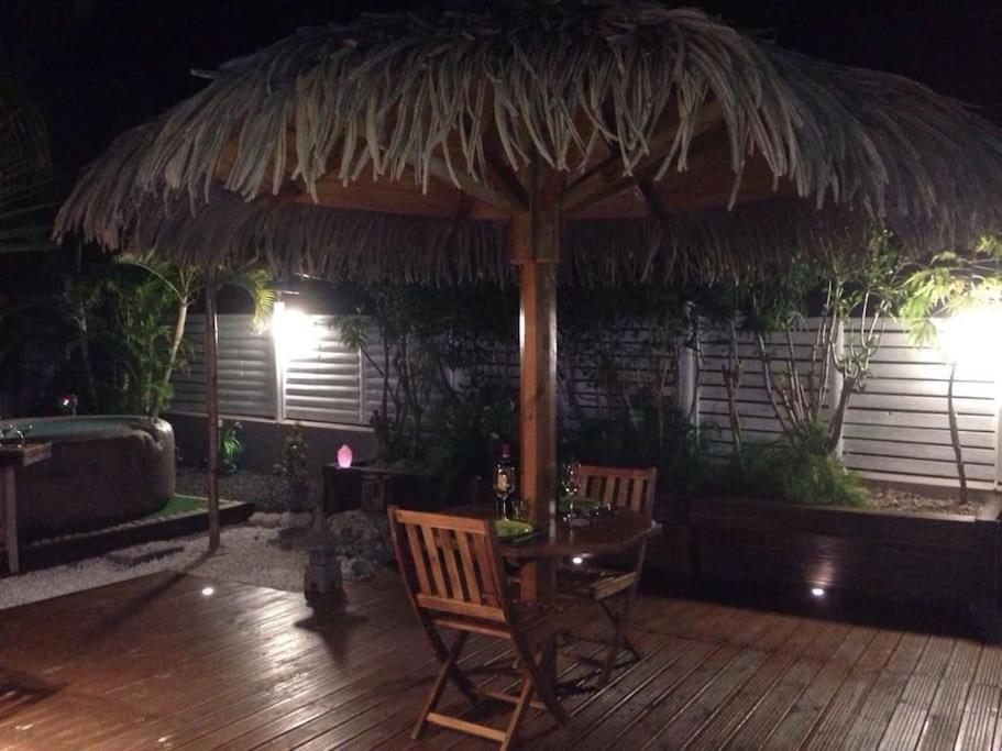 Charmant Bungalow Un P'Tit Coin De Paradis Saint-Francois  Buitenkant foto